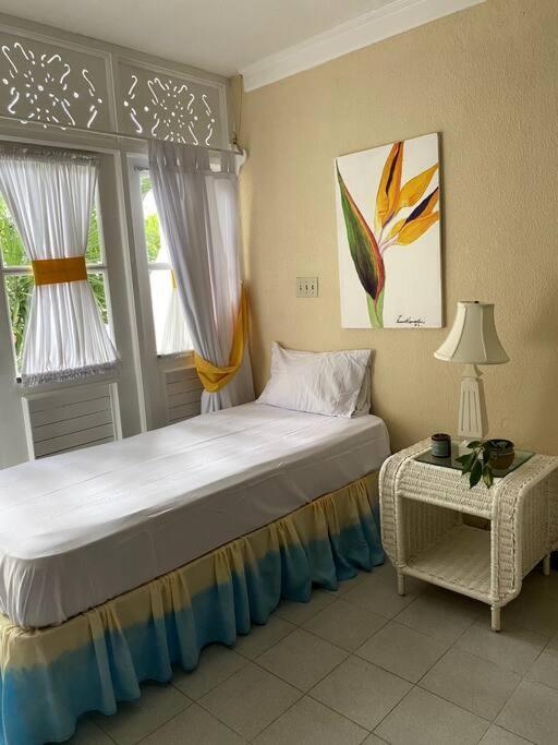 Lush Tropical Apartment Located In A 4-Star Resort Runaway Bay Buitenkant foto