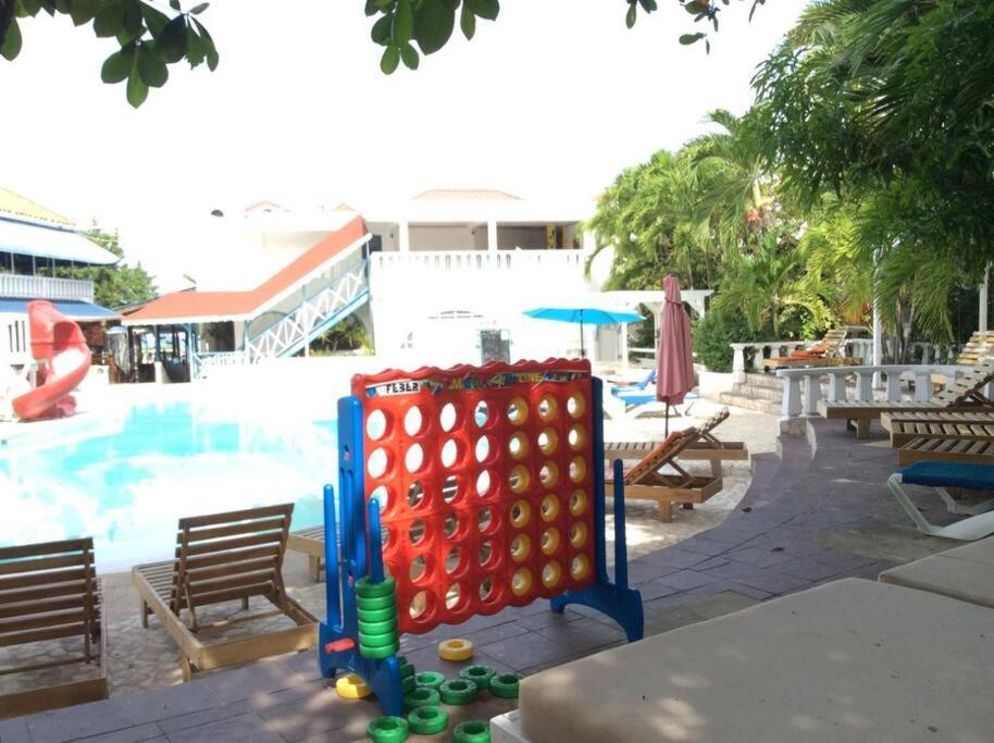 Lush Tropical Apartment Located In A 4-Star Resort Runaway Bay Buitenkant foto